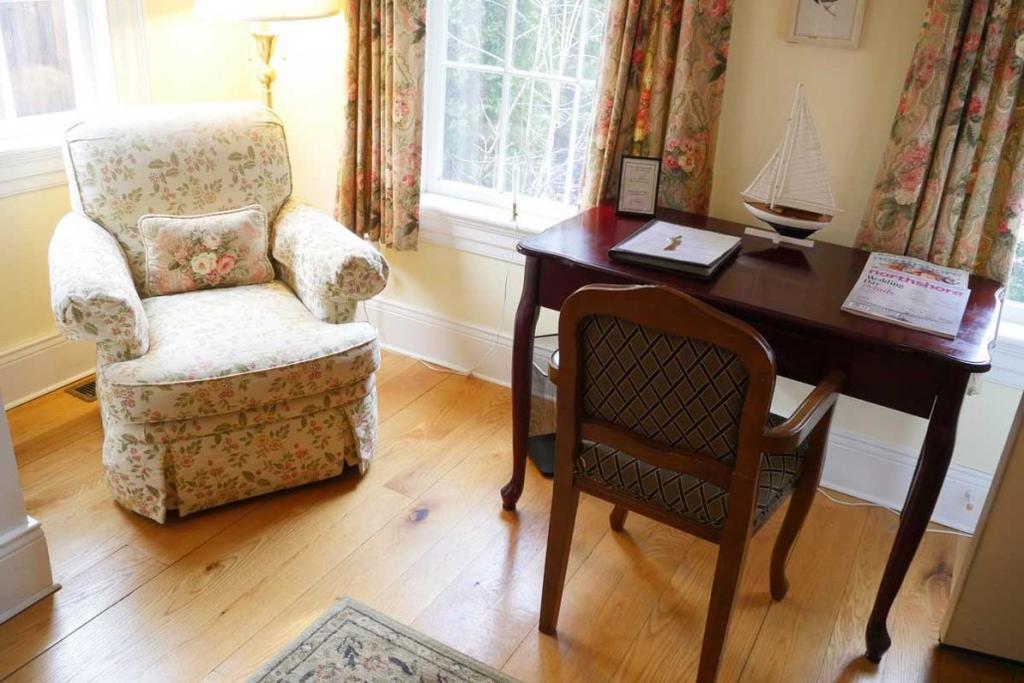 Compass Rose Inn نيوبريبورت المظهر الخارجي الصورة