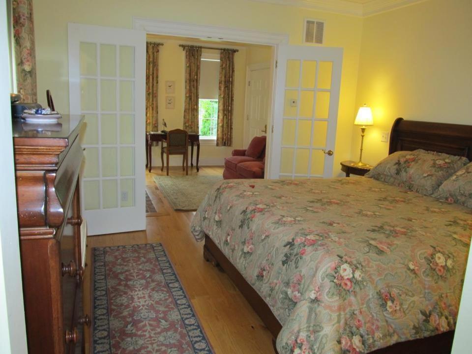 Compass Rose Inn نيوبريبورت المظهر الخارجي الصورة
