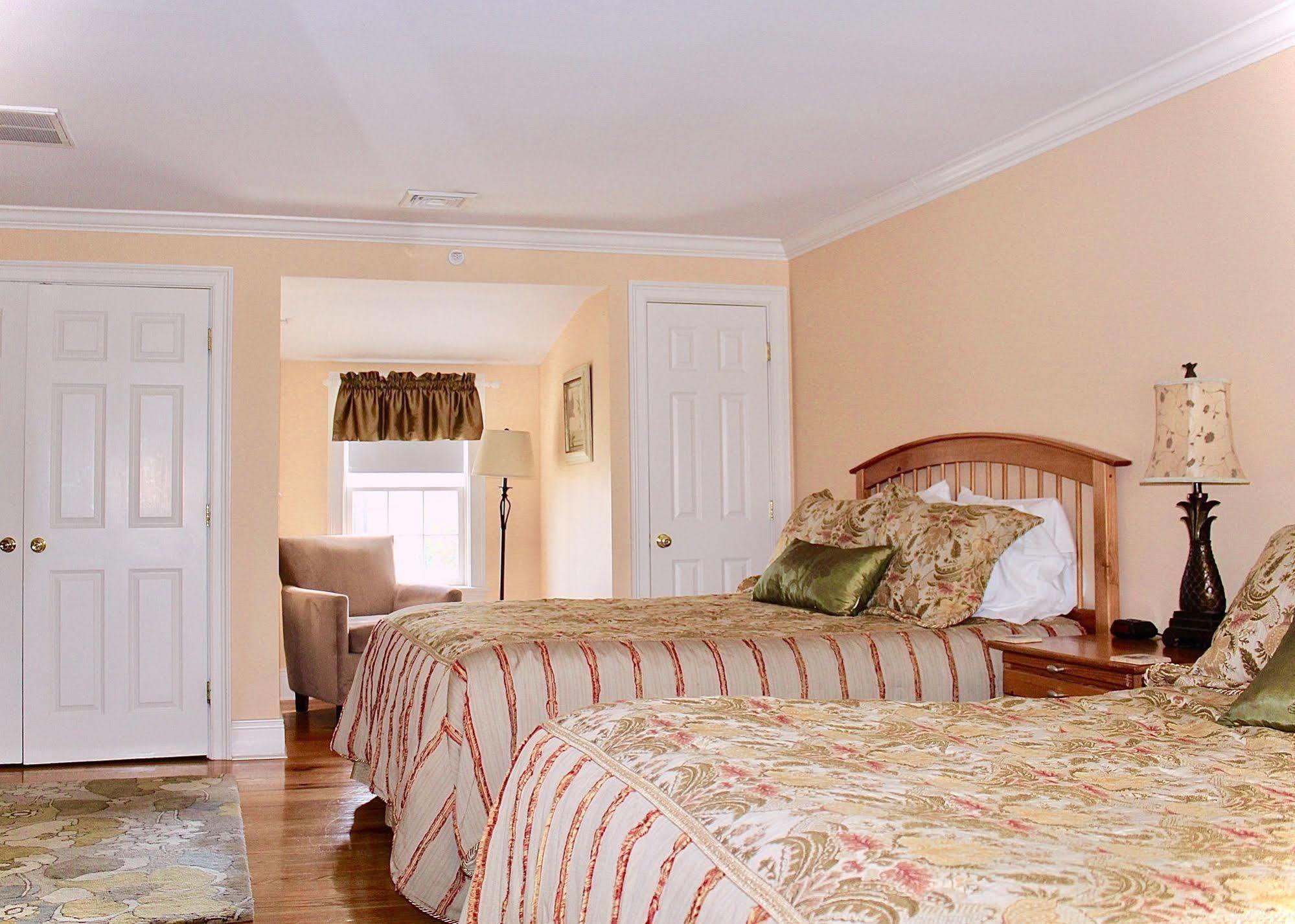 Compass Rose Inn نيوبريبورت المظهر الخارجي الصورة
